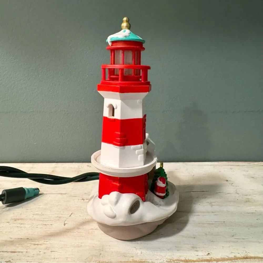 1997 Hallmark Lighthouse Greetings #1 Magic Collector’s Keepsake Ornament